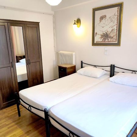 Athens Parrot Apartment Luaran gambar
