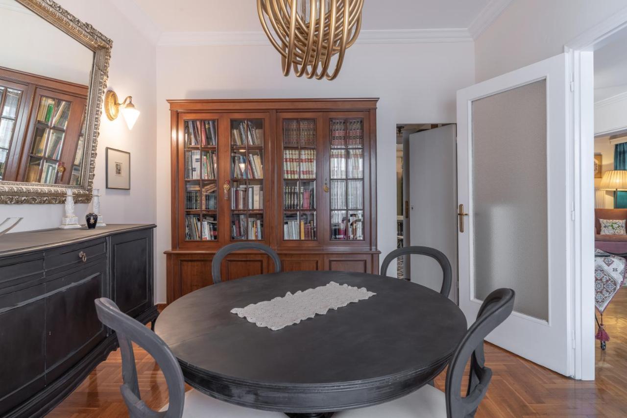 Athens Parrot Apartment Luaran gambar